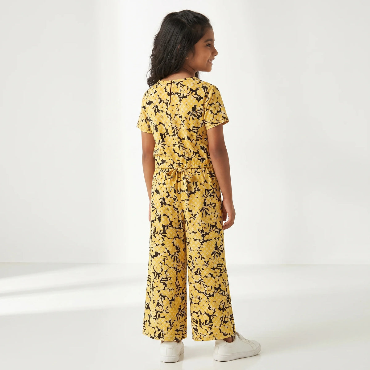 Black And Yellow Flowers Yellow Skate Fish- Girls