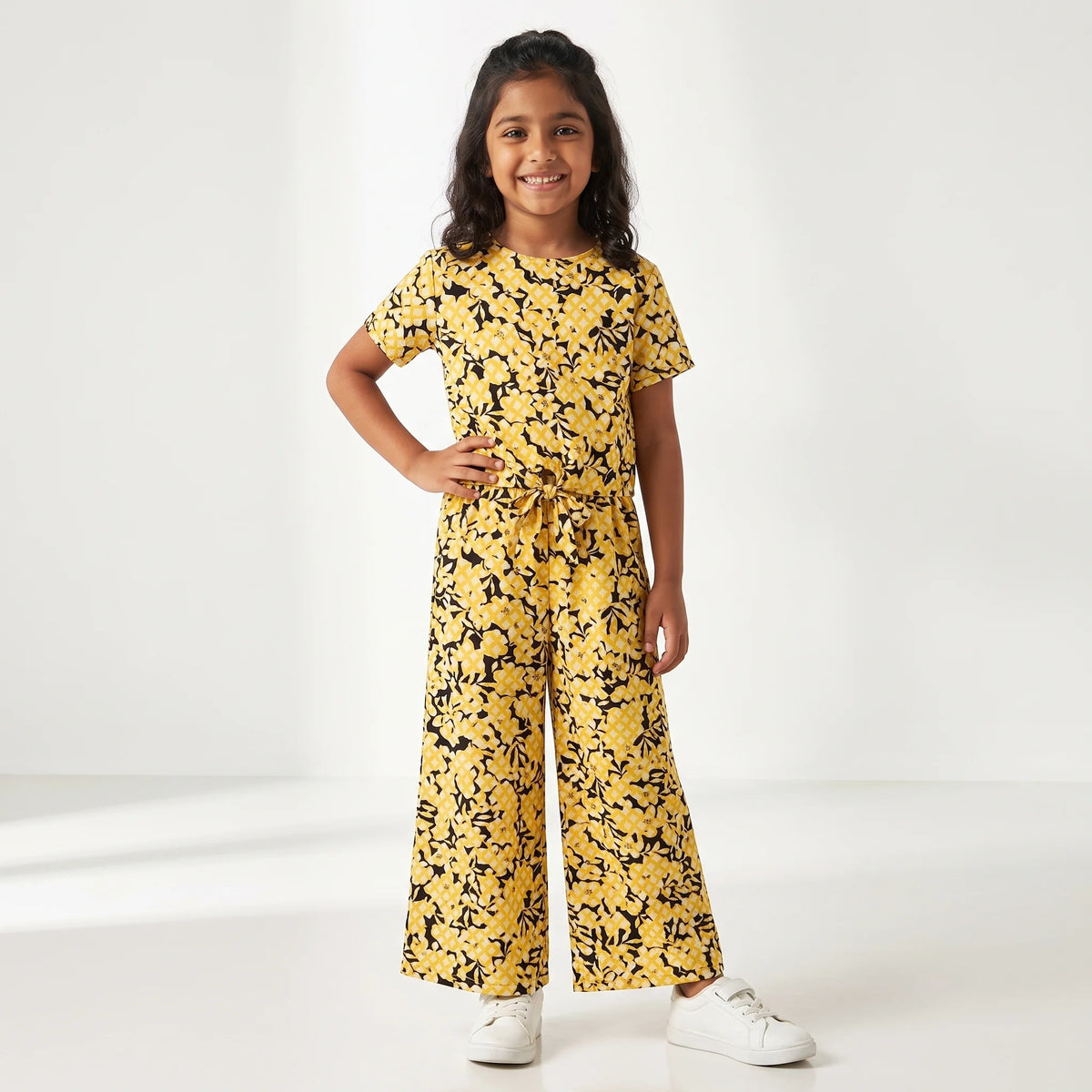 Black And Yellow Flowers Yellow Skate Fish- Girls