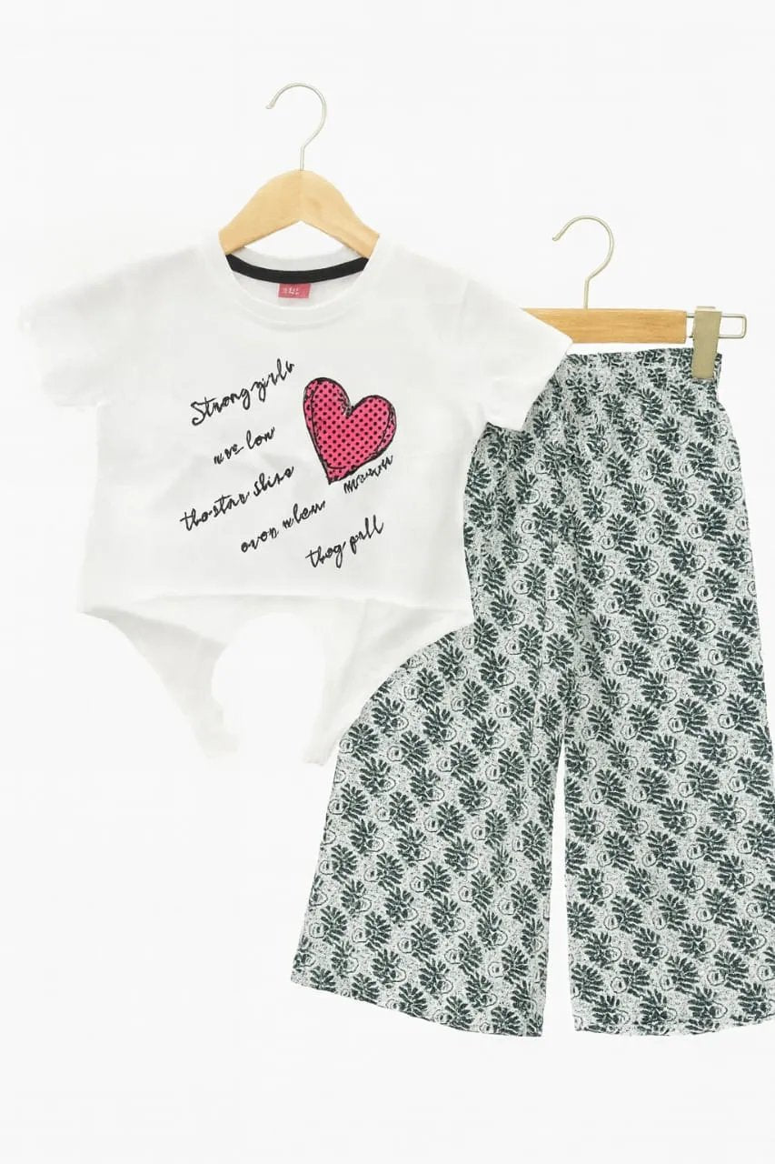 Strong Girl White T-shrt & Flapper for Girls (48N)