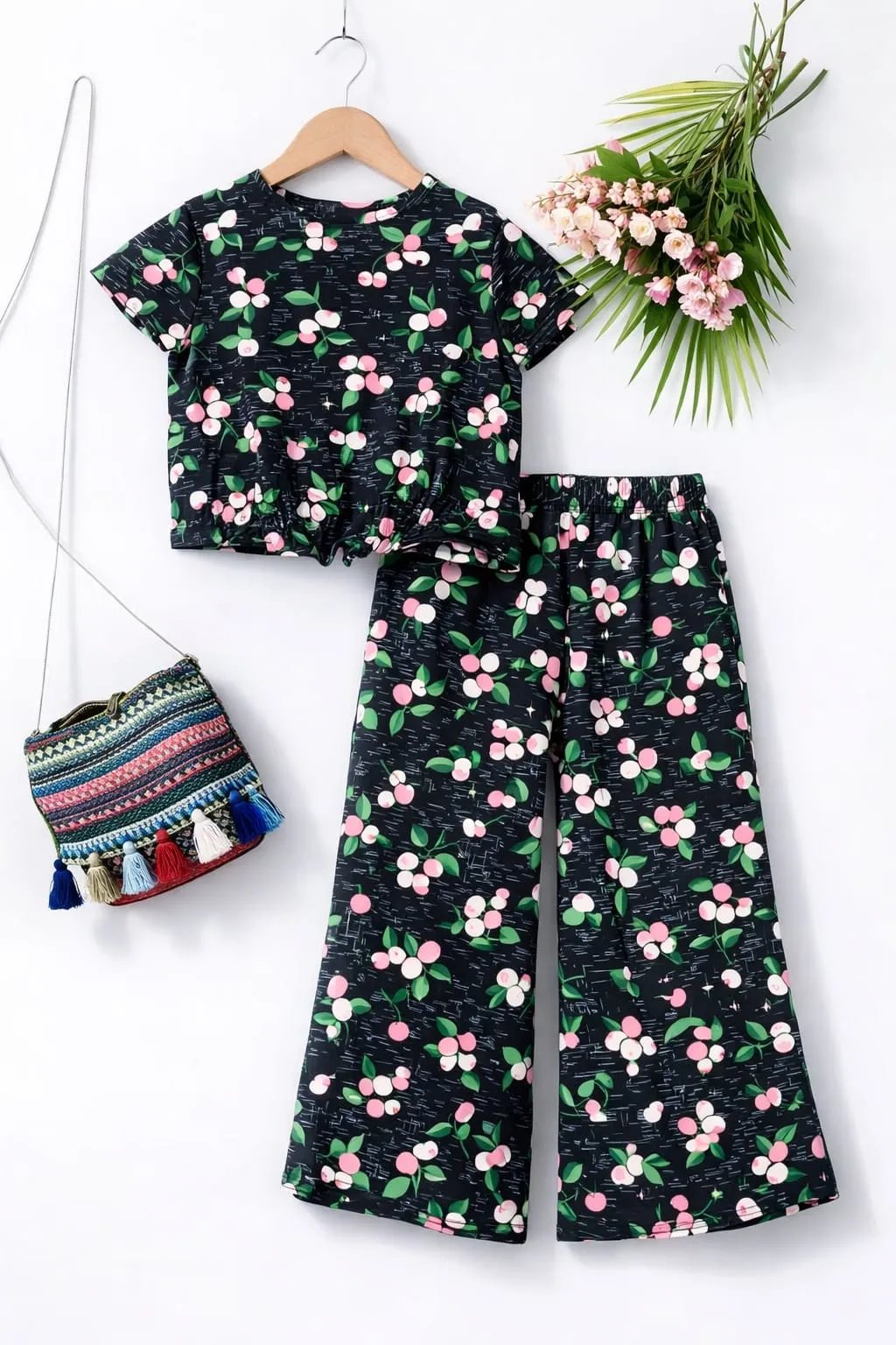 Green Leaves Print Black Skate Fish- Girls
