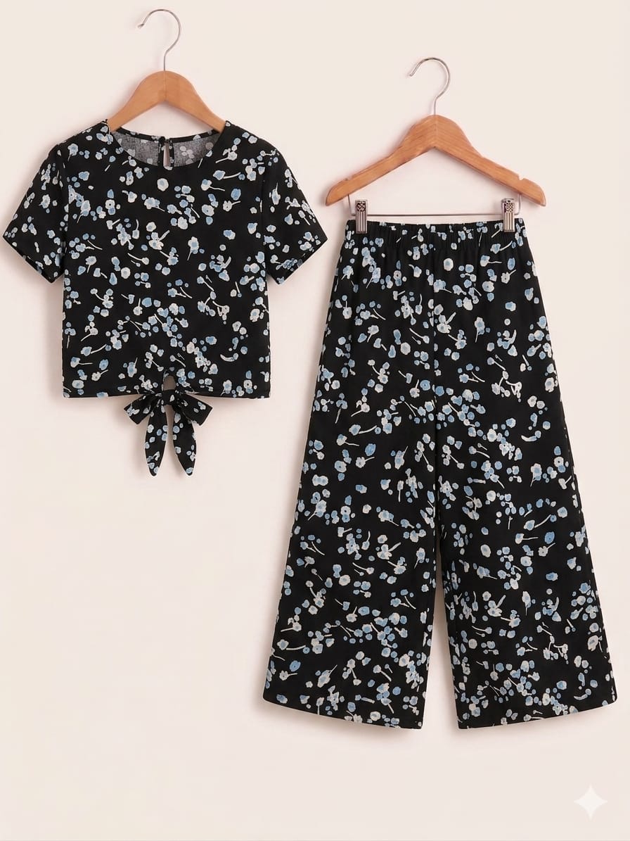 Blue Sun Flowers Print Black Skate Fish- Girls