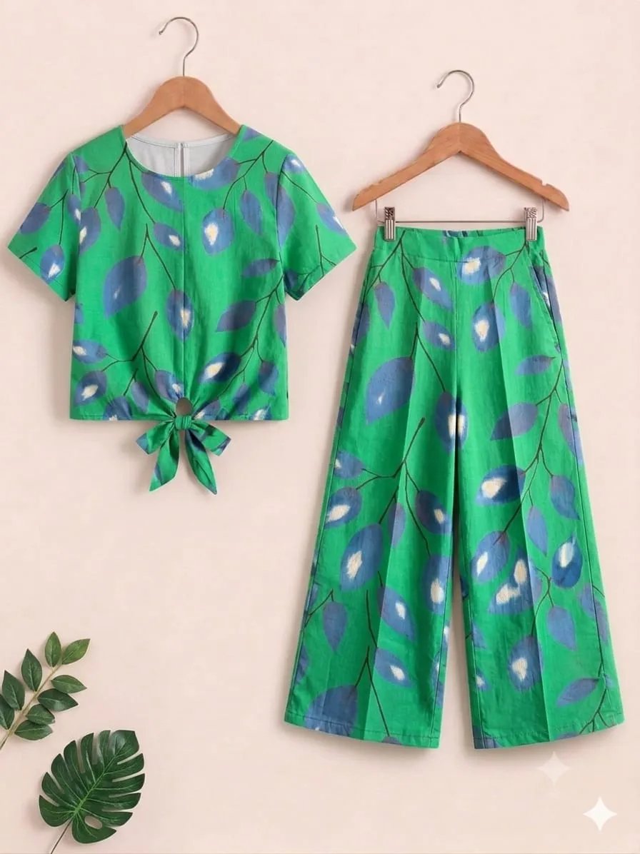 Blue Floral Print Green Skate Fish - Girls