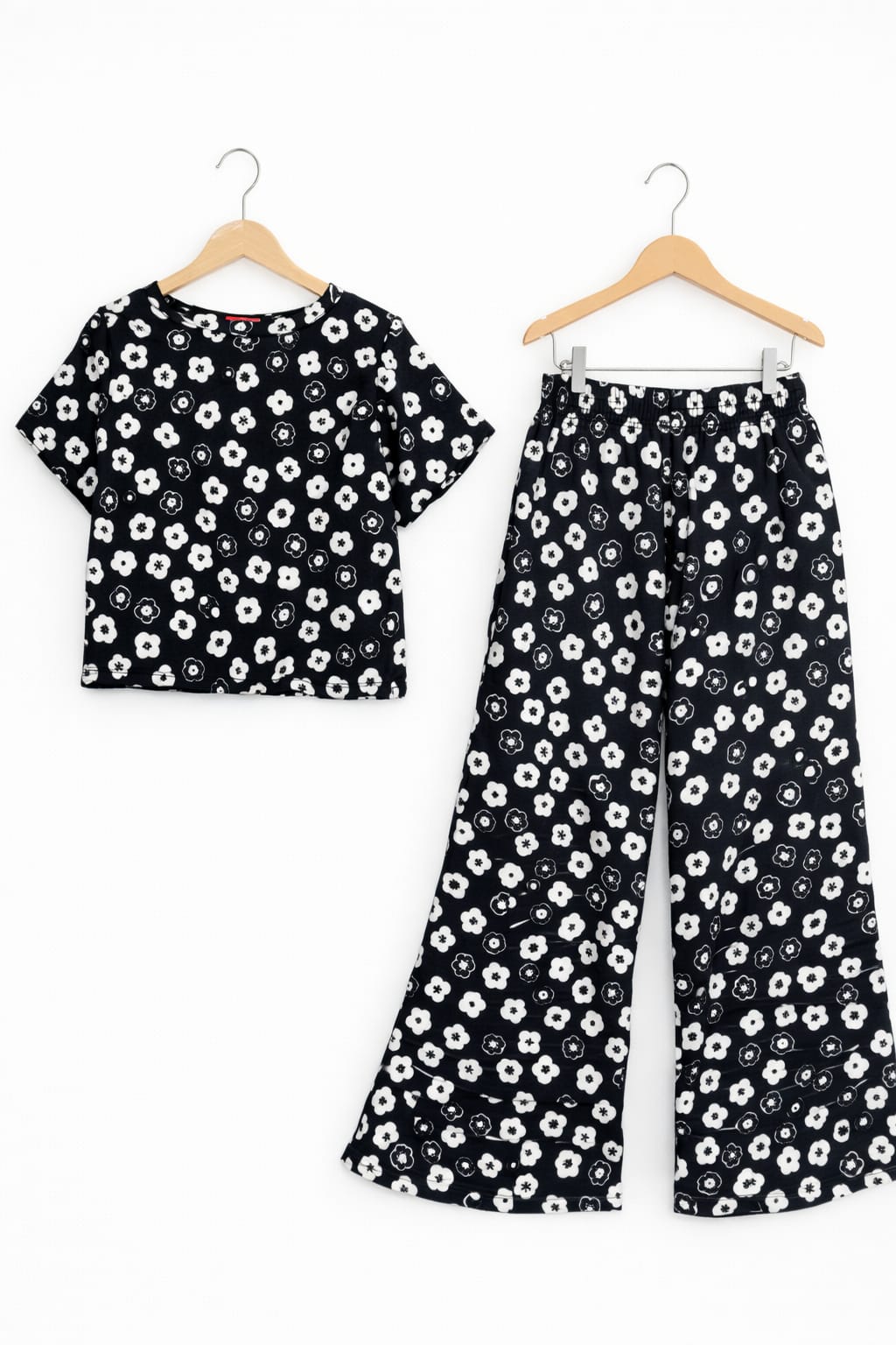 Sun Flowers Print Black Skate Fish- Girls