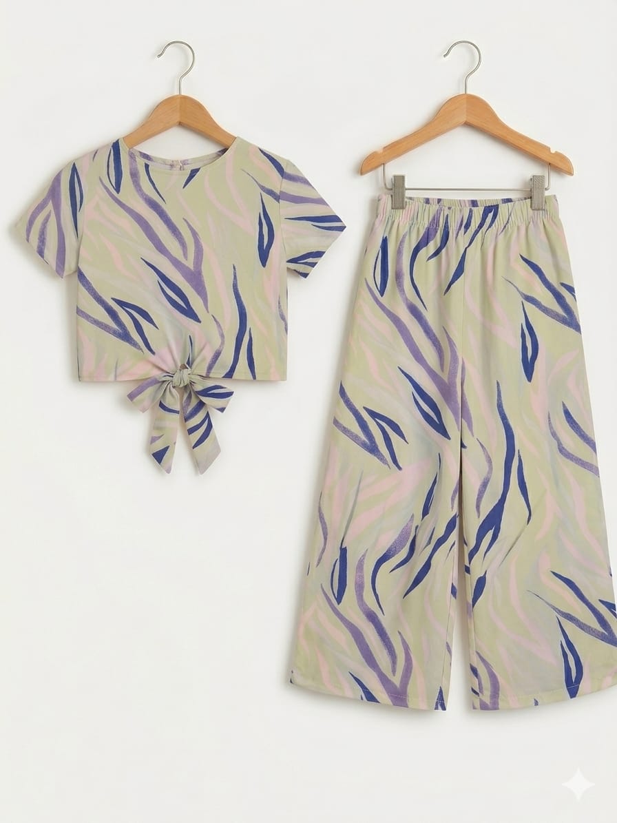 Blue Lines Print Sky Skate Fish- Girls