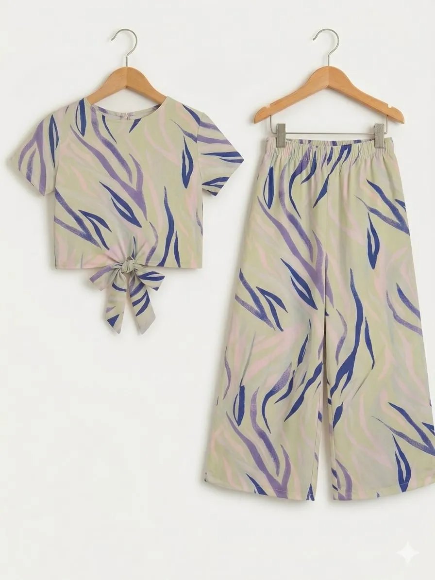 Blue Lines Print Sky Skate Fish- Girls